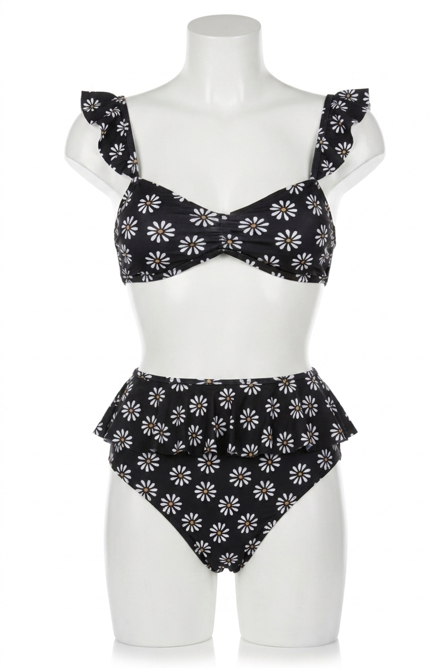NEW BEACH RIOT poppy top in daisy